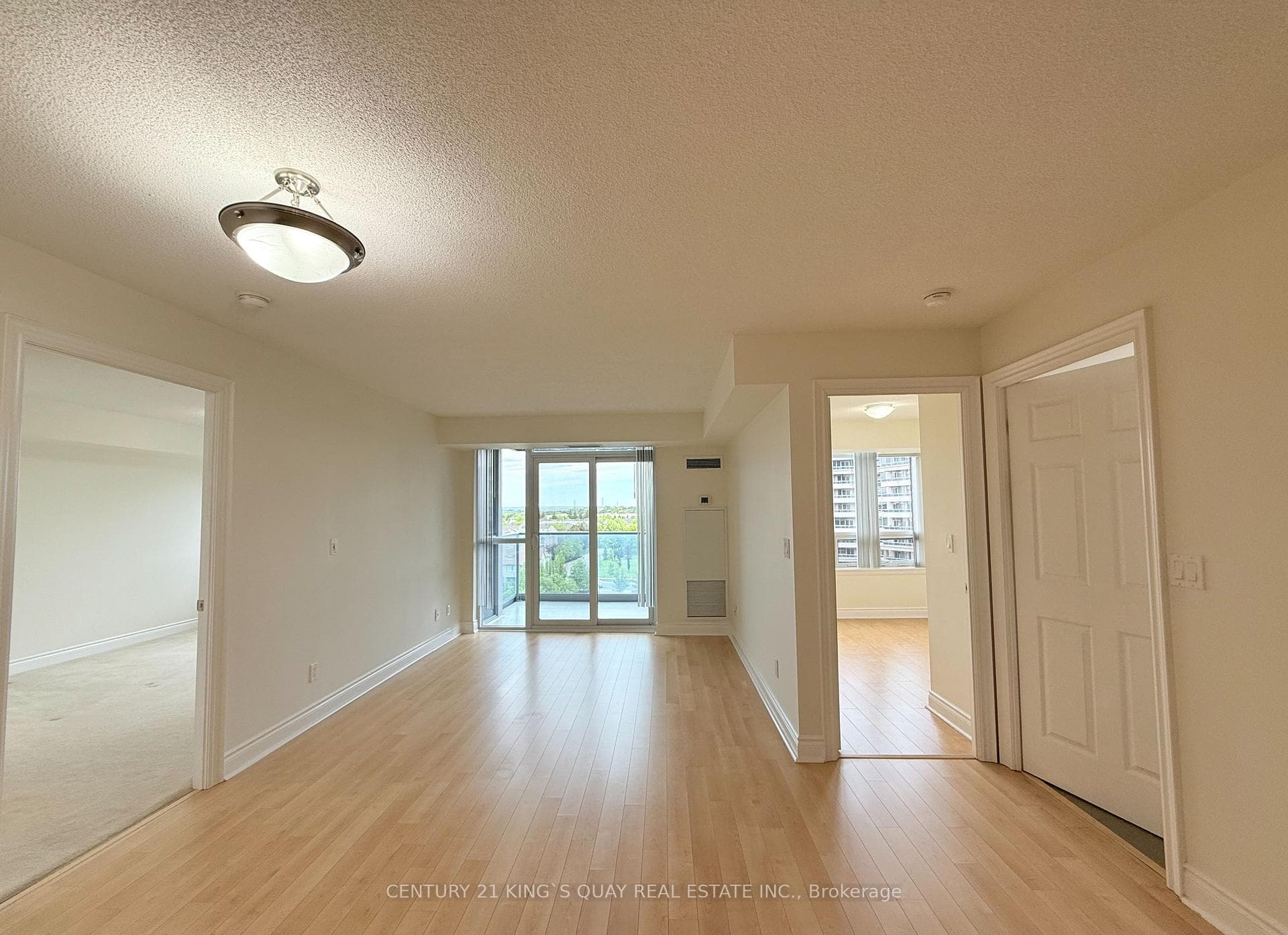 23 Cox Boulevard Unit 1051 photo 8