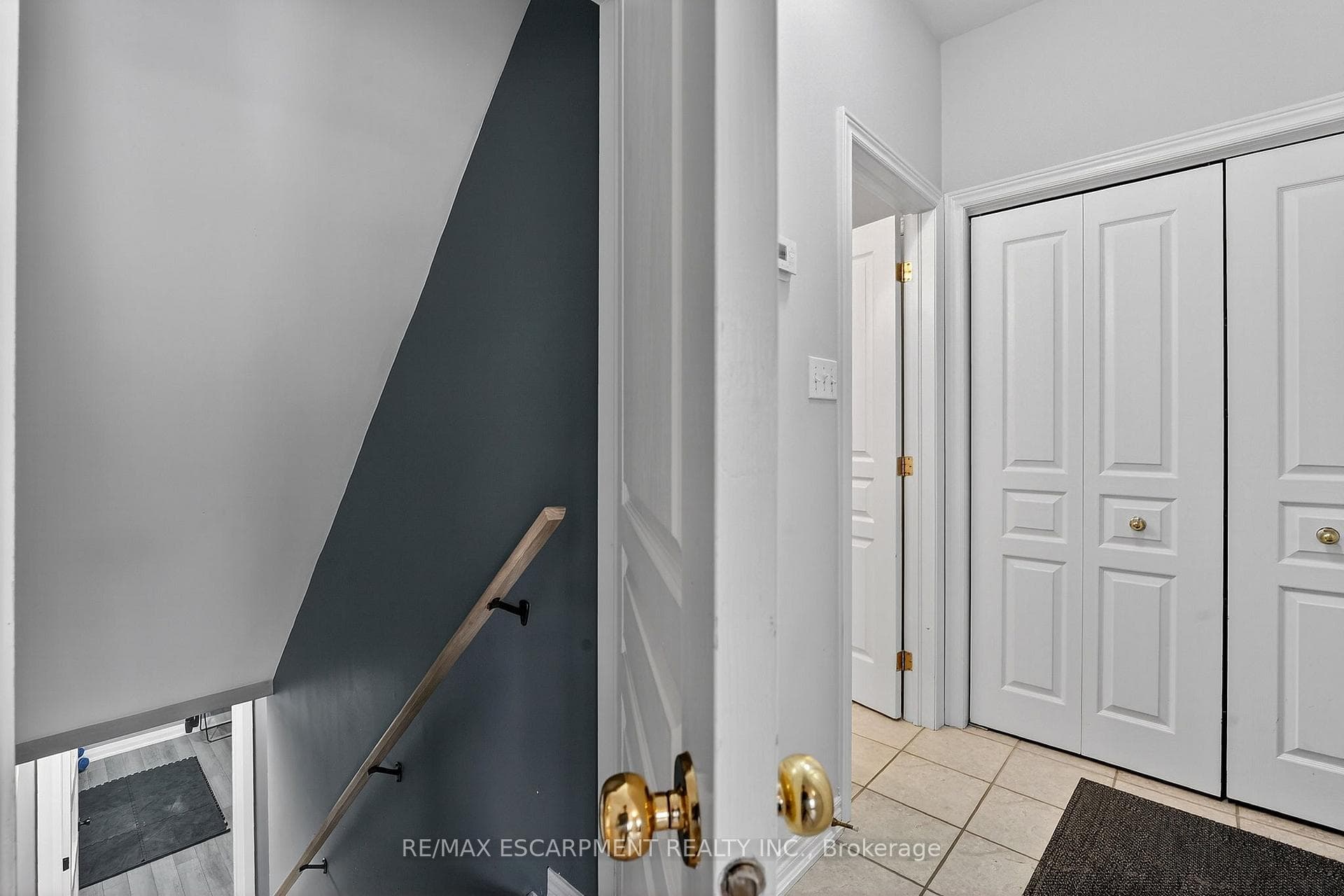 6 Conrad Place photo 29