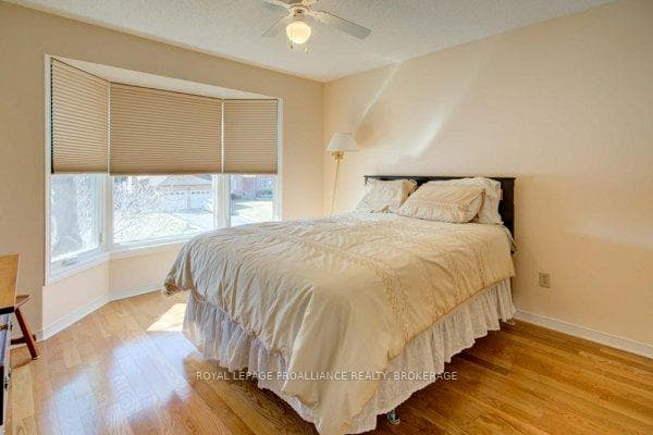 402 Briarwood Drive photo 33