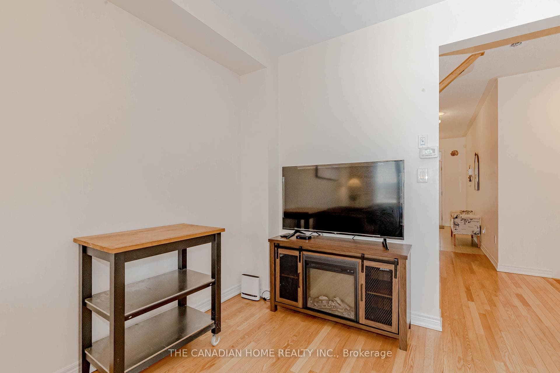 200 Sky Harbour Drive photo 25