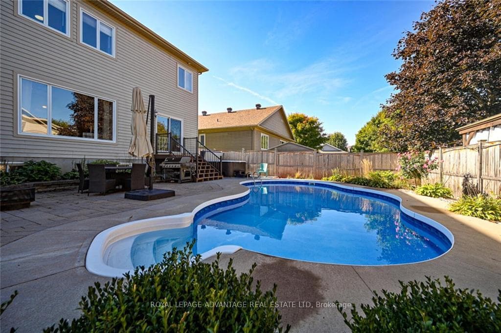 86 SINCLAIR Avenue photo 27
