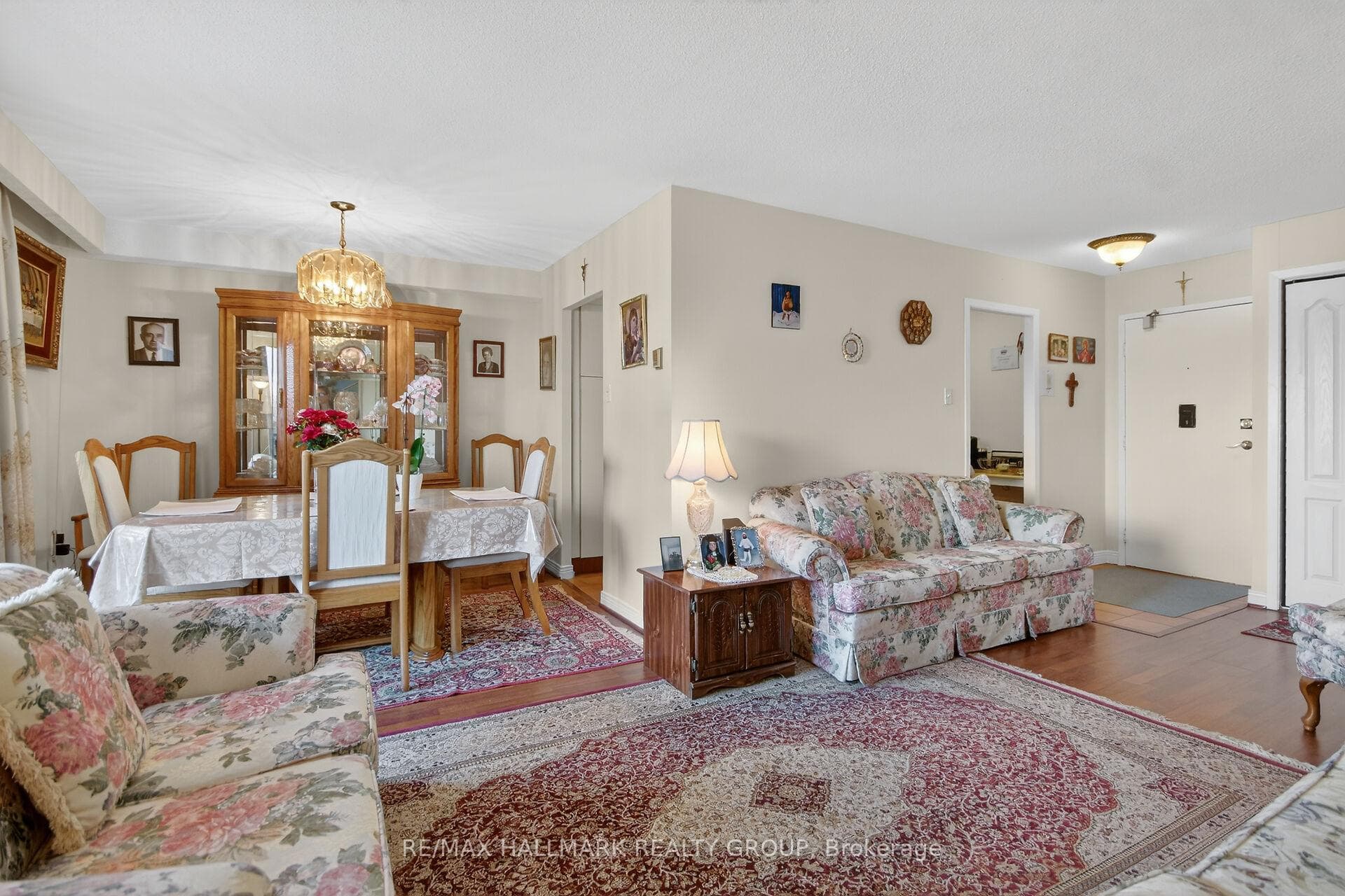 2400 Virginia Drive Unit 407 photo 9