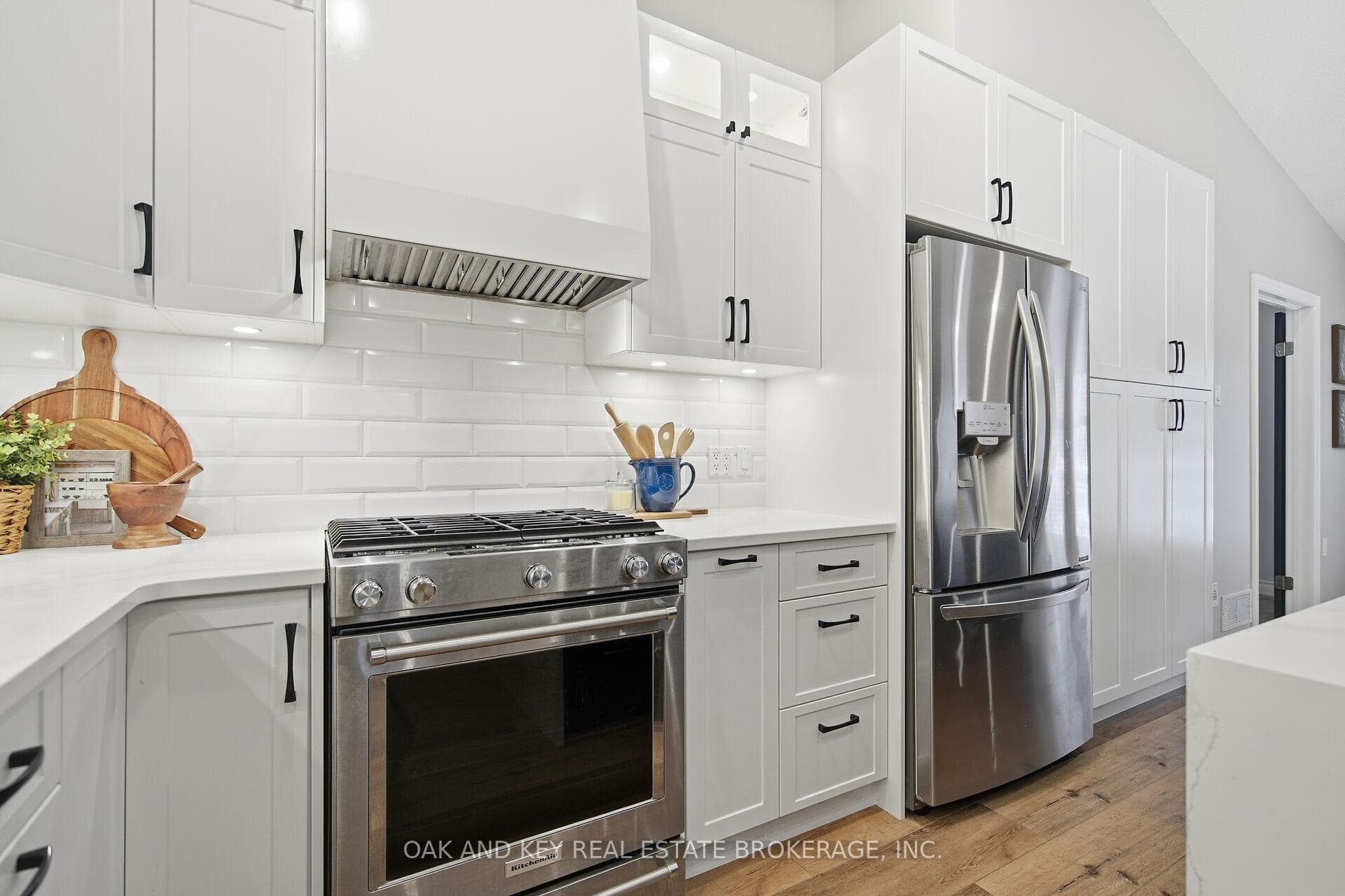 4067 Colonel Talbot Road Unit 2 photo 11