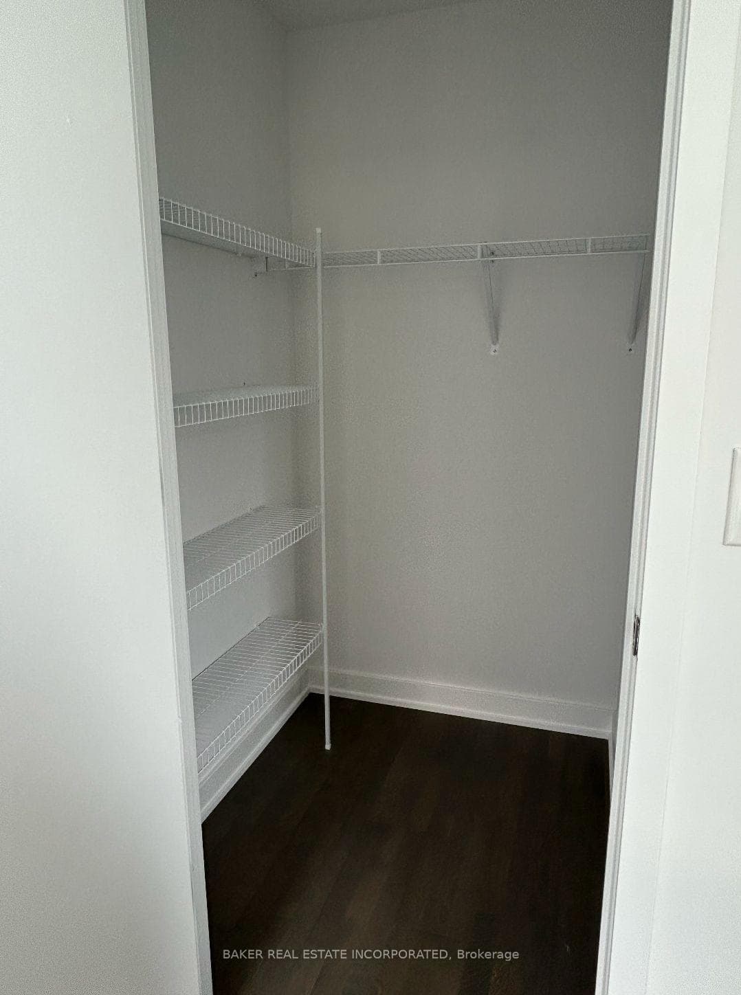 8 Dovercourt Road Unit 1008 photo 6