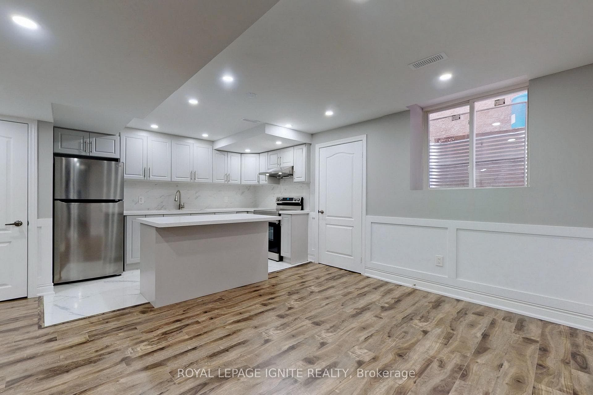 93 Losino Street photo 2