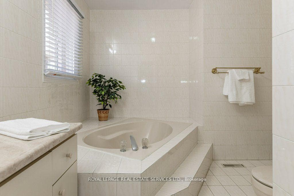 1701 Willow Way Unit Upper photo 26