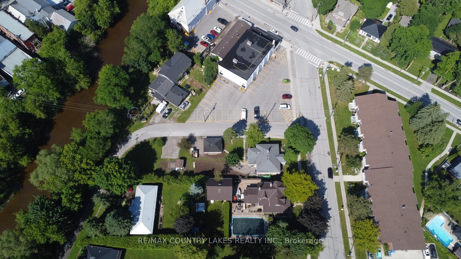 337 Main Street photo 9