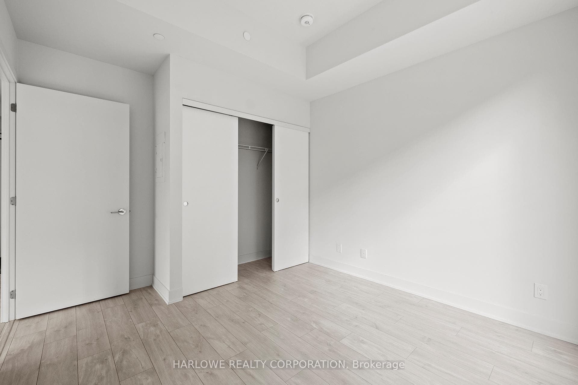 8 Cumberland Street Unit 502 photo 9