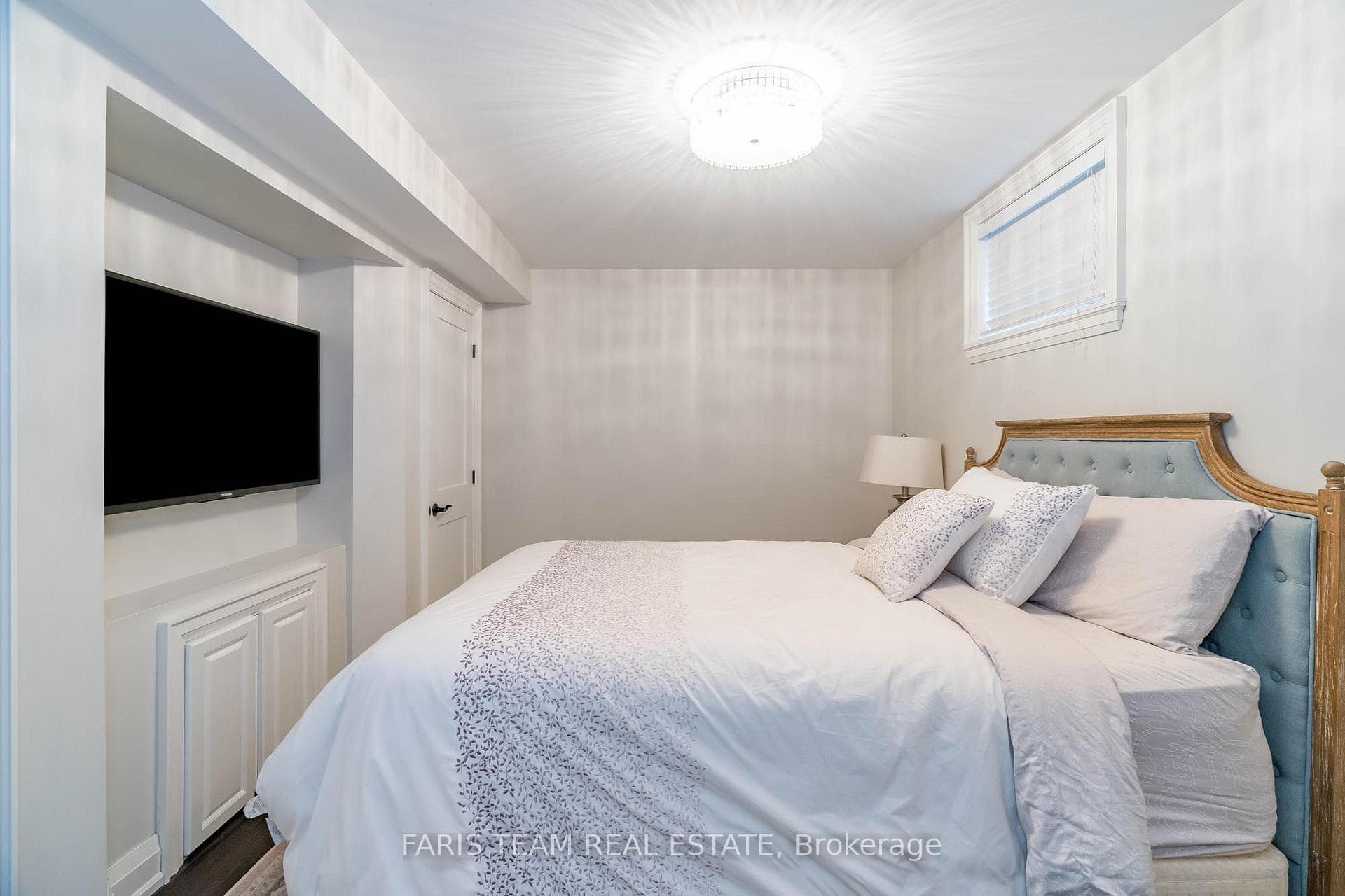 136 Park Drive photo 28