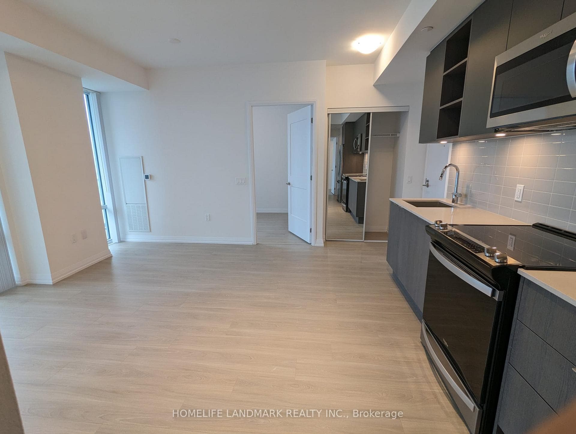 50 Dunfield Avenue Unit 3318 photo 5