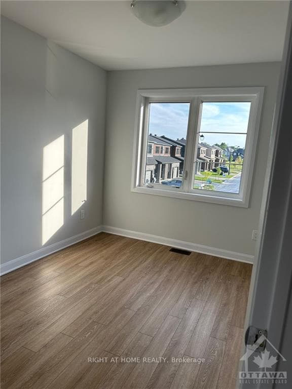 415 SILICON Way photo 12