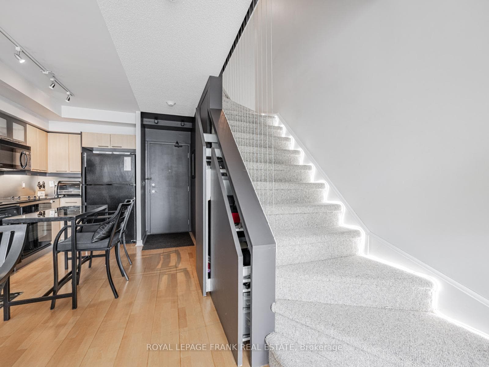 36 Blue Jays Way Unit 914 photo 12