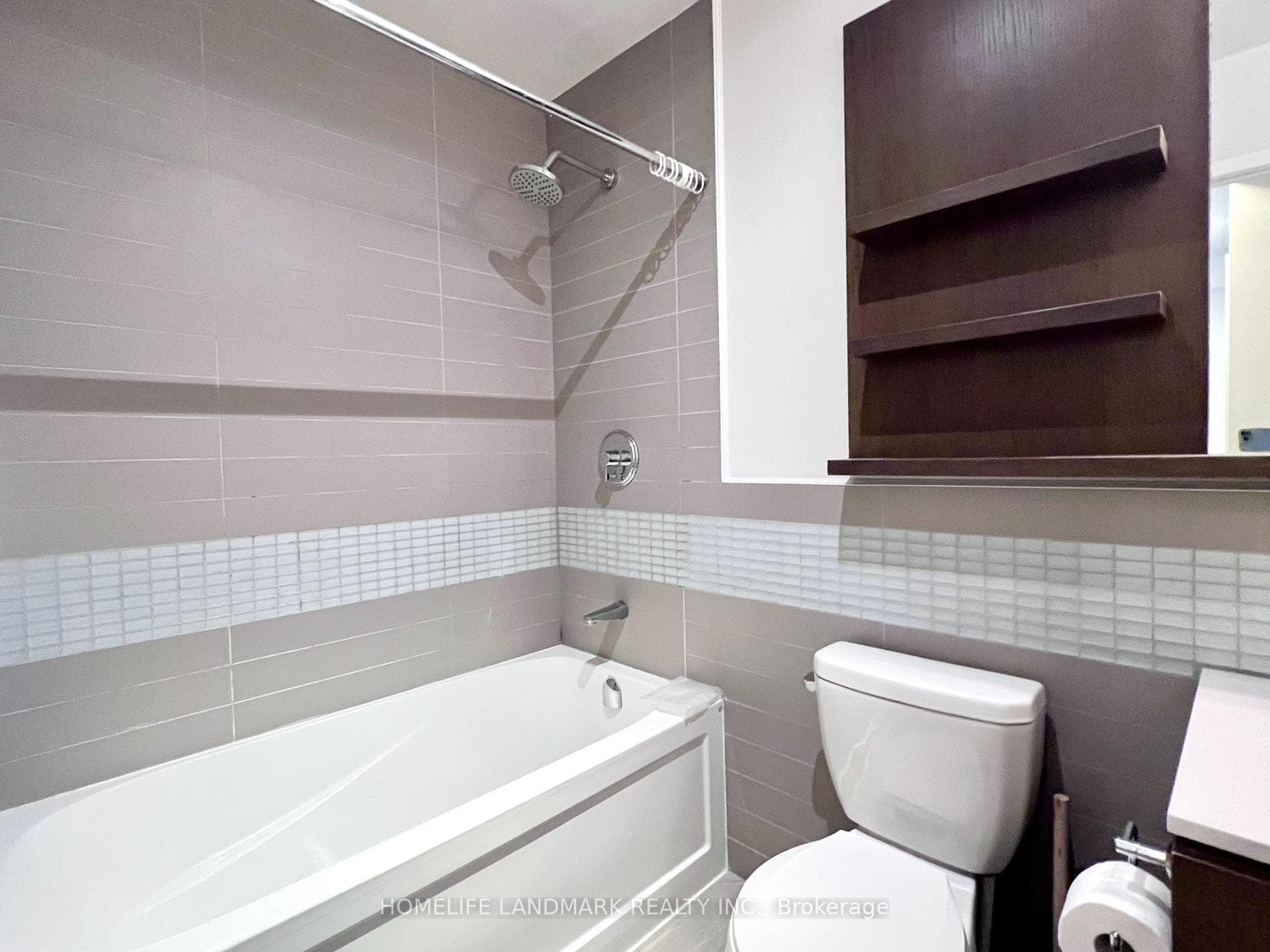 295 Adelaide Street Unit 3210 photo 17