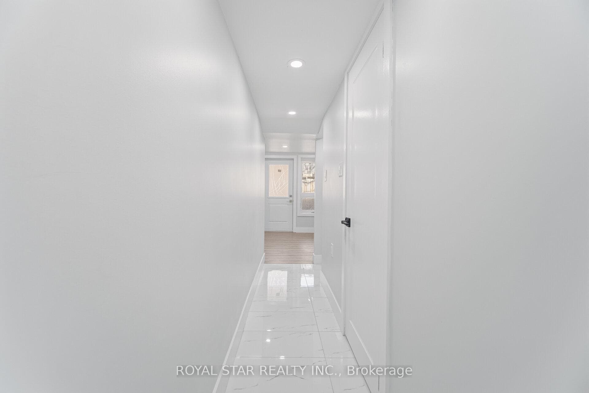 11 Plaisance Road Unit 3 photo 35