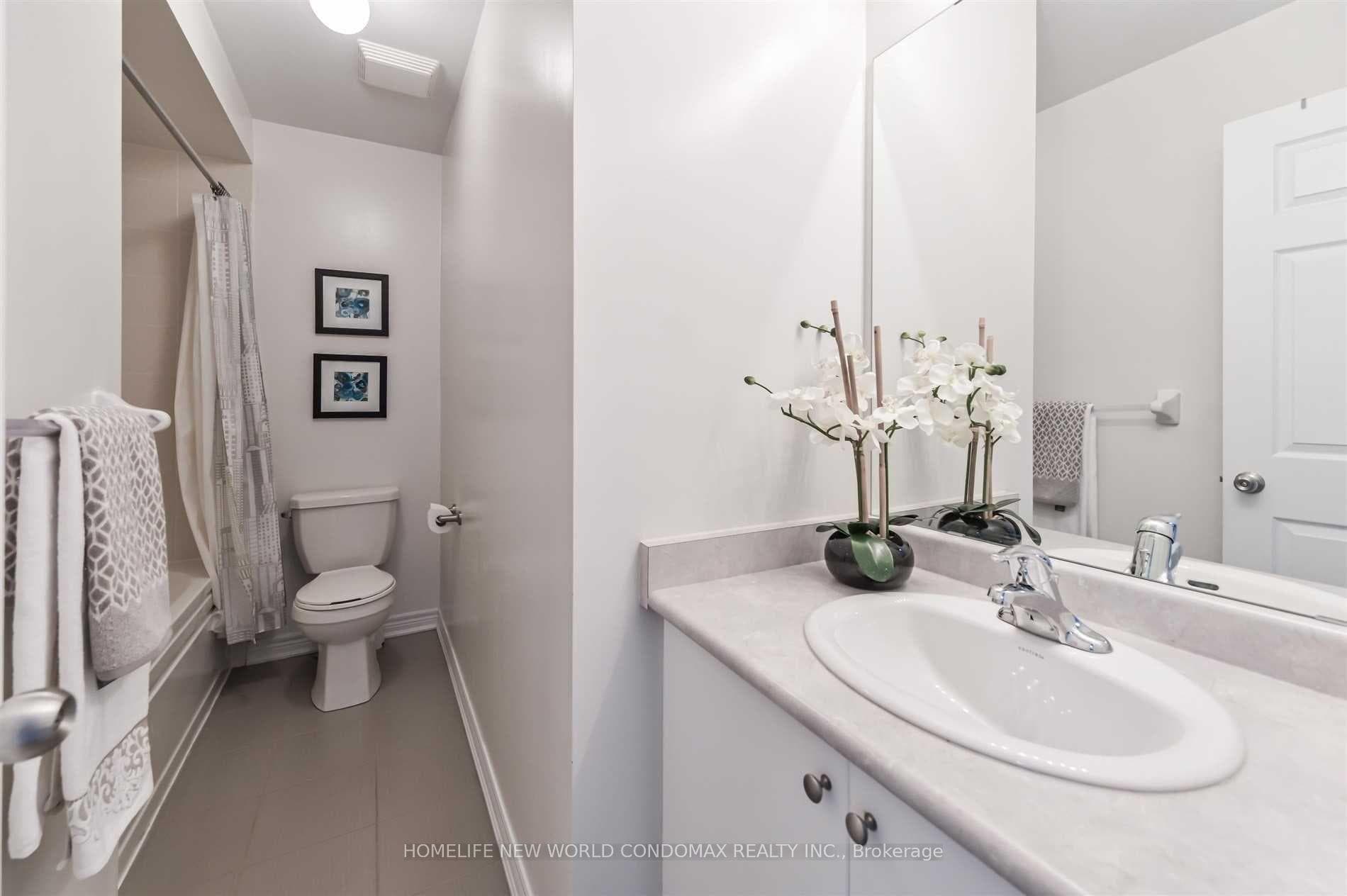 101 Dundas Way photo 5