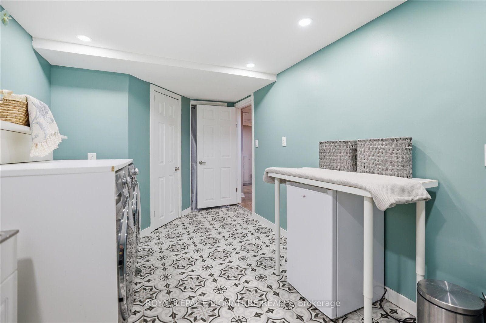 24 Latham Avenue photo 29