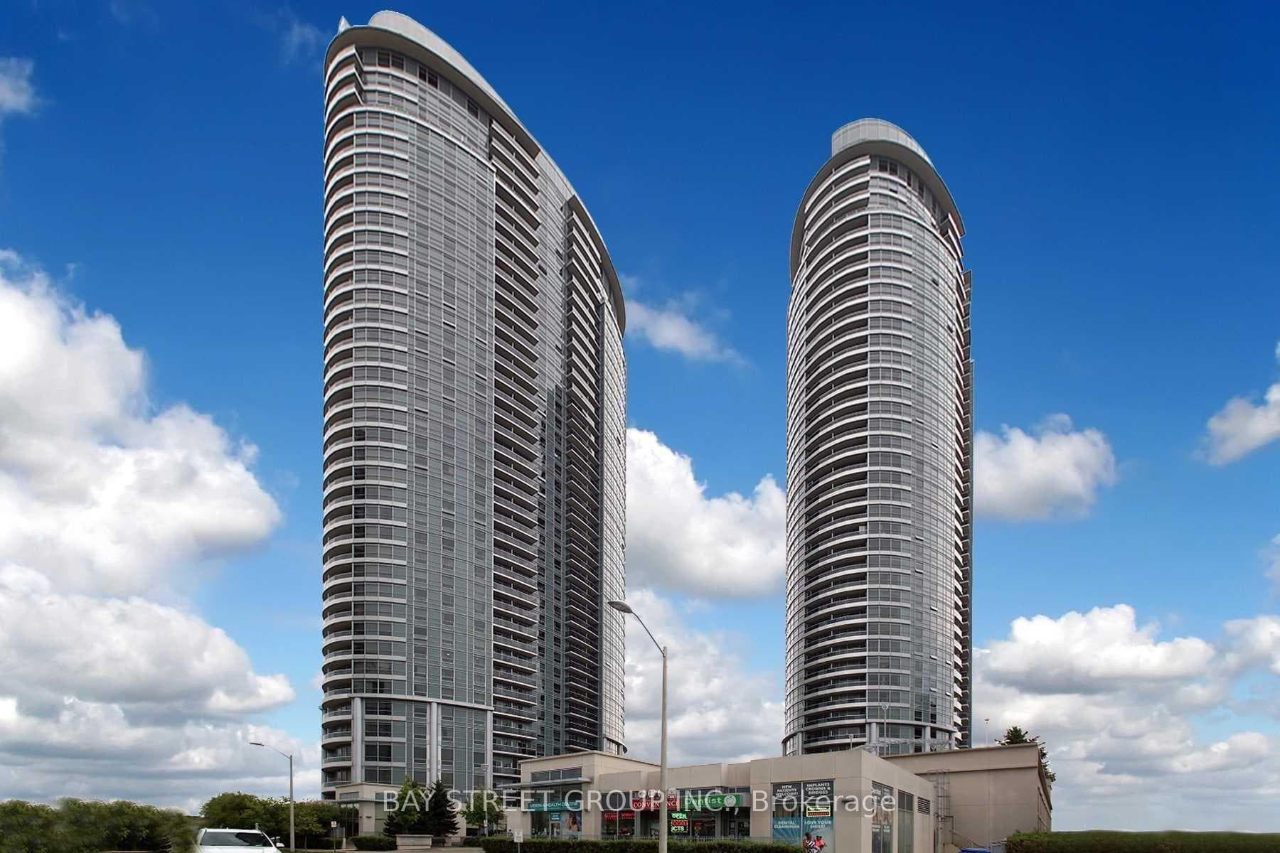 125 Village Green Square Unit 2102 photo 1