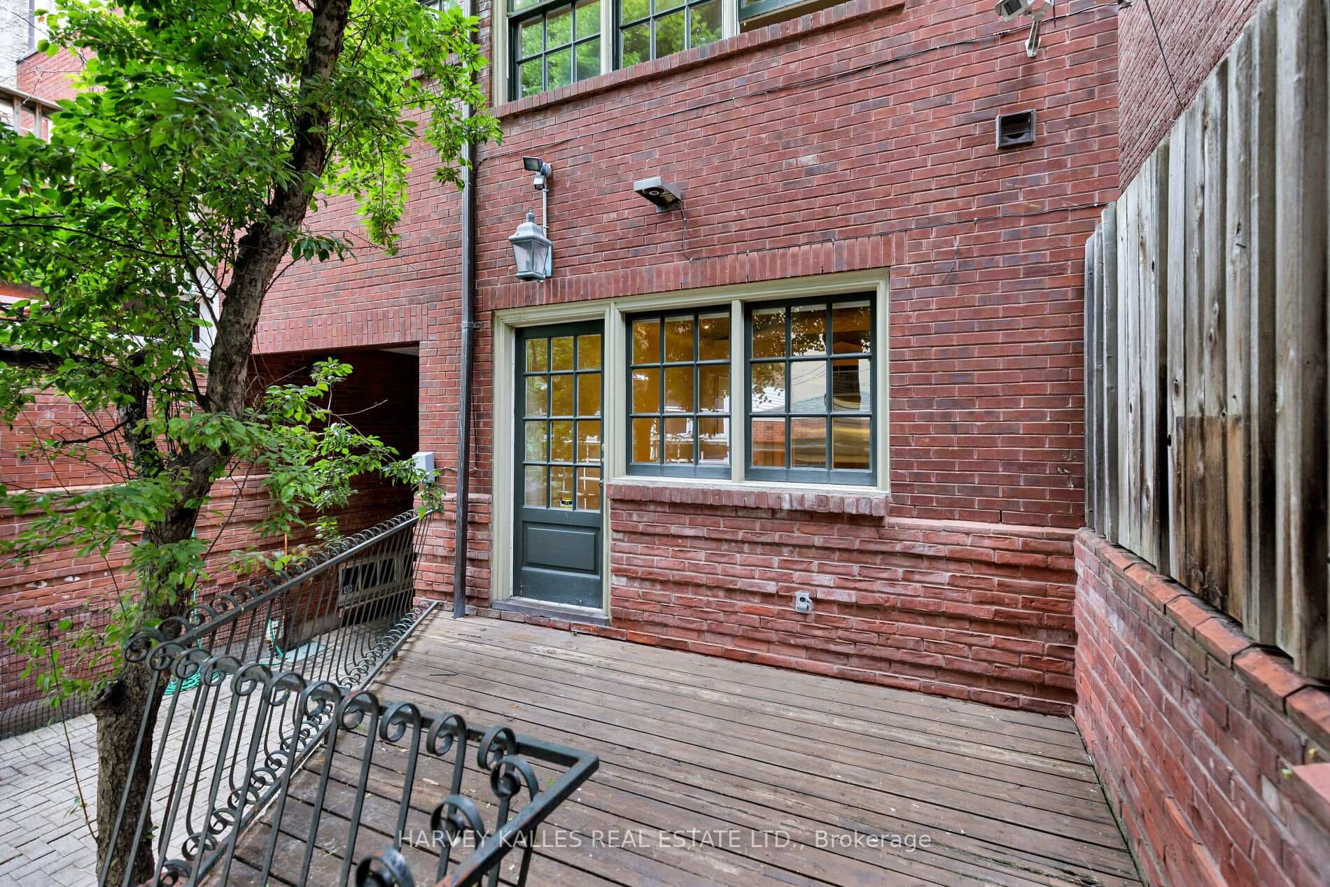 11 Berryman Street photo 45