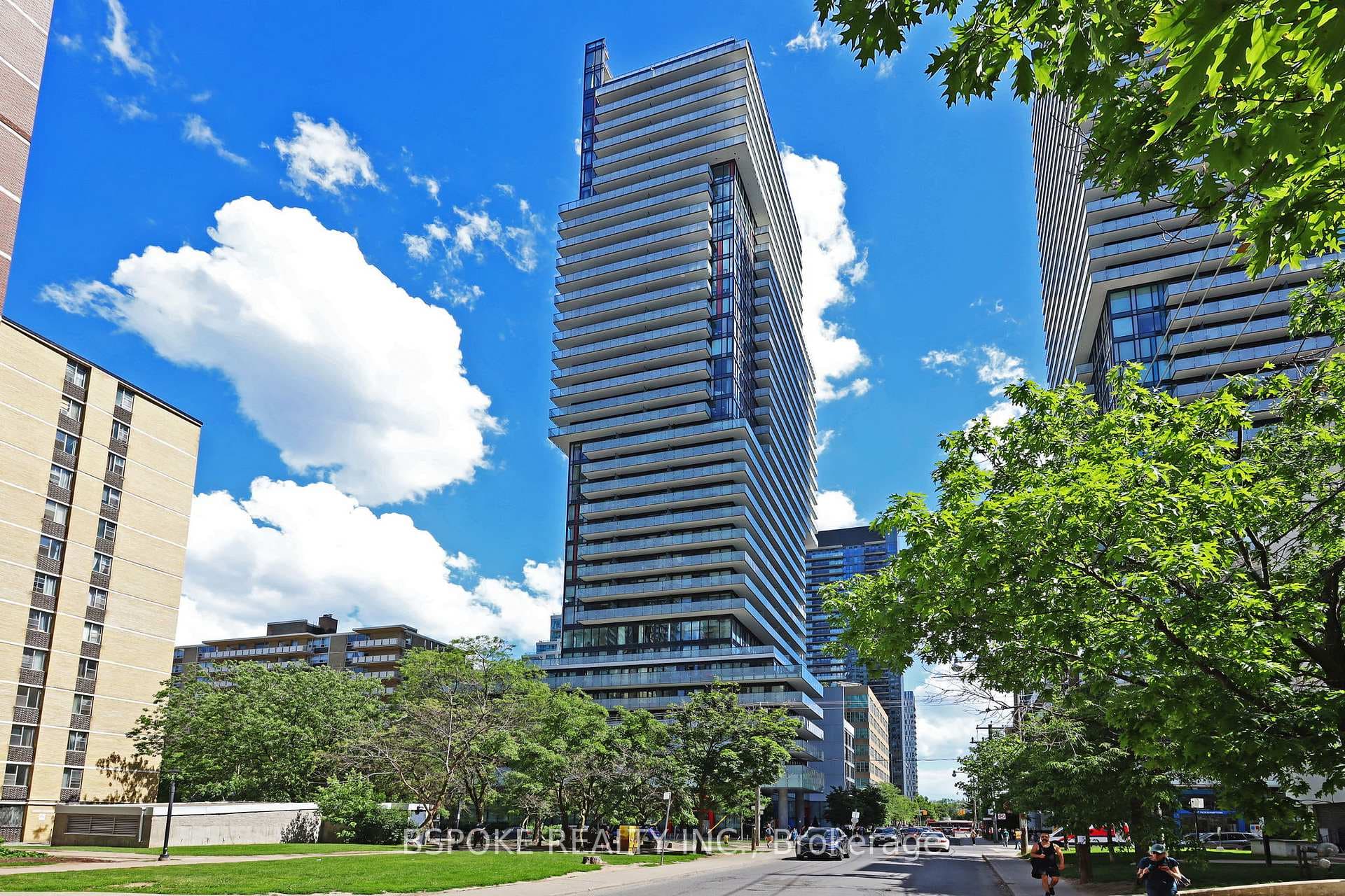 185 Roehampton Avenue Unit 2912 photo 1