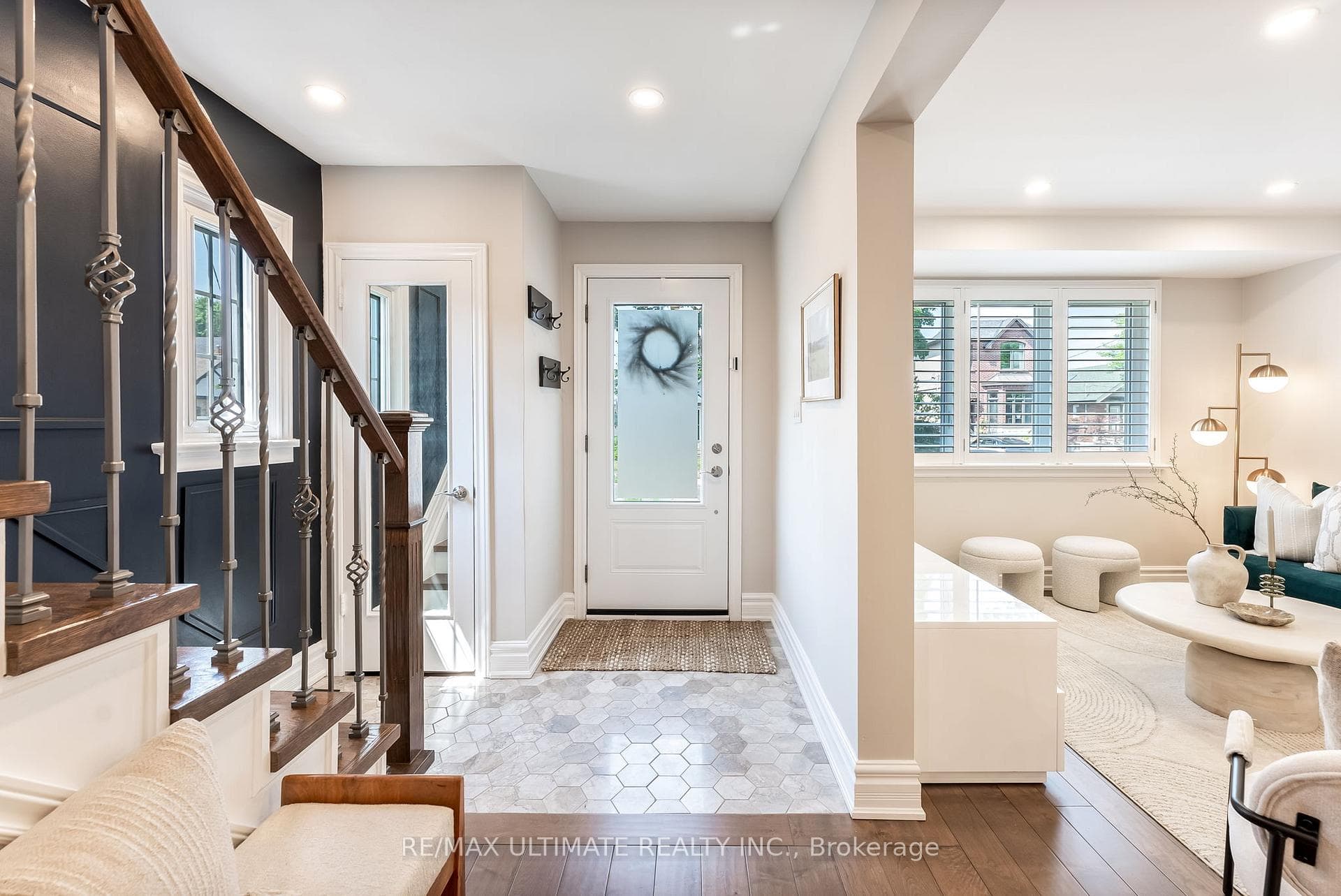 247 Dewhurst Boulevard photo 2