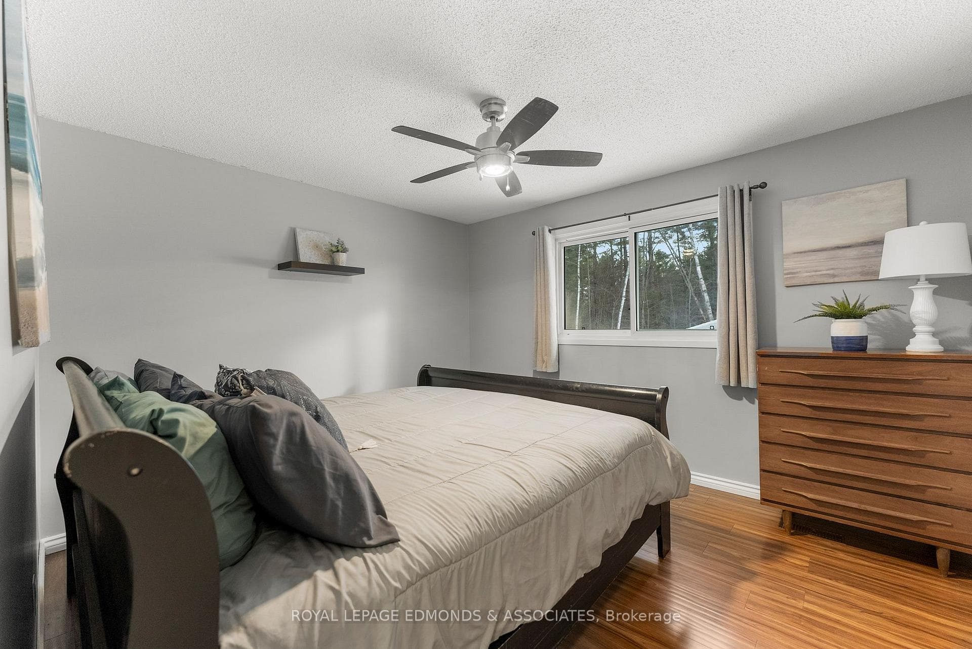 43 Lisa Crescent photo 25