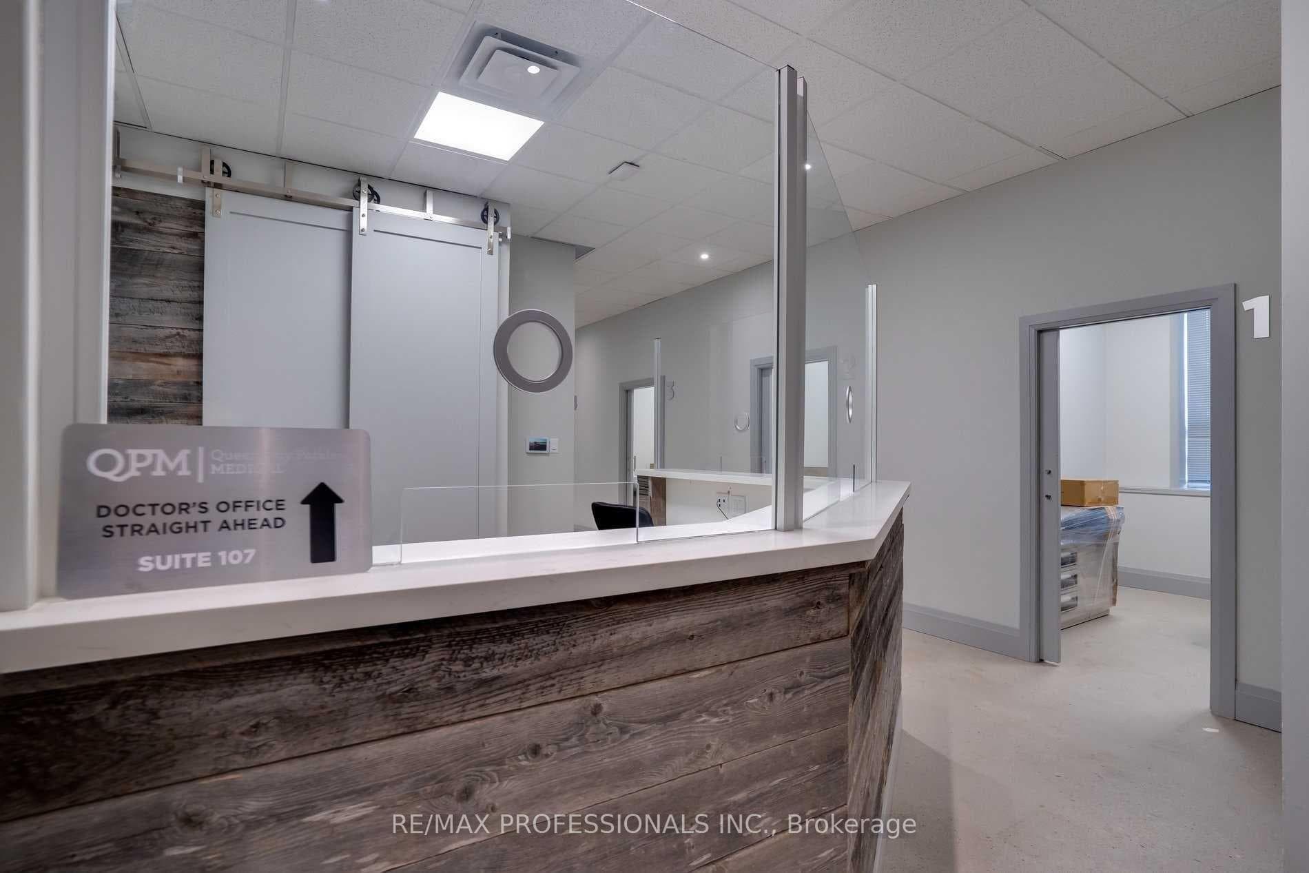 523 The Queensway Way Unit 107 photo 10