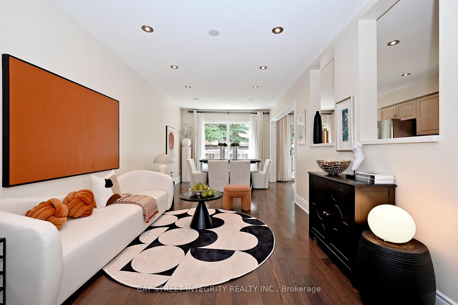 95 Alpine Crescent photo 4