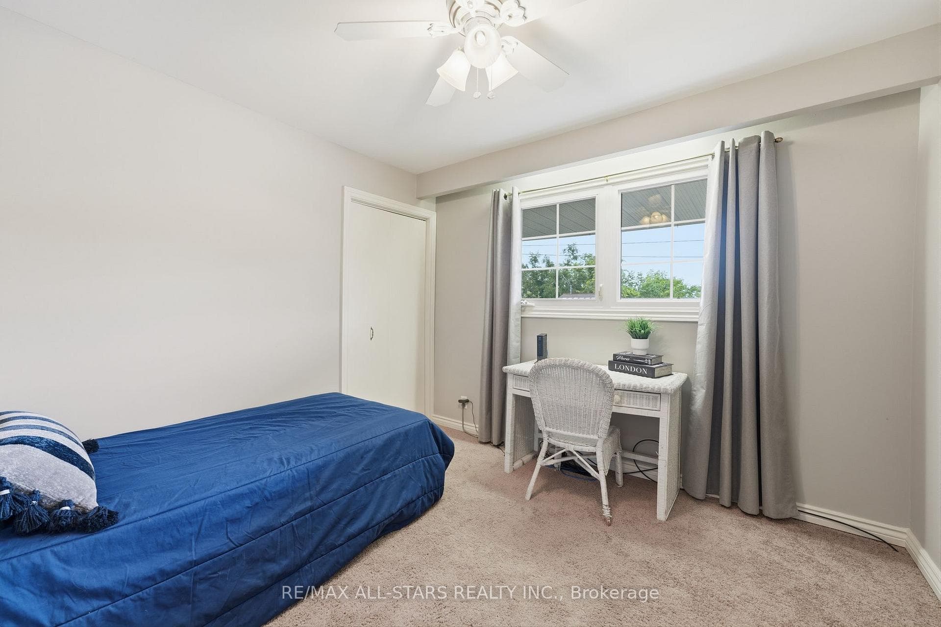 463 Riverdale Road photo 23