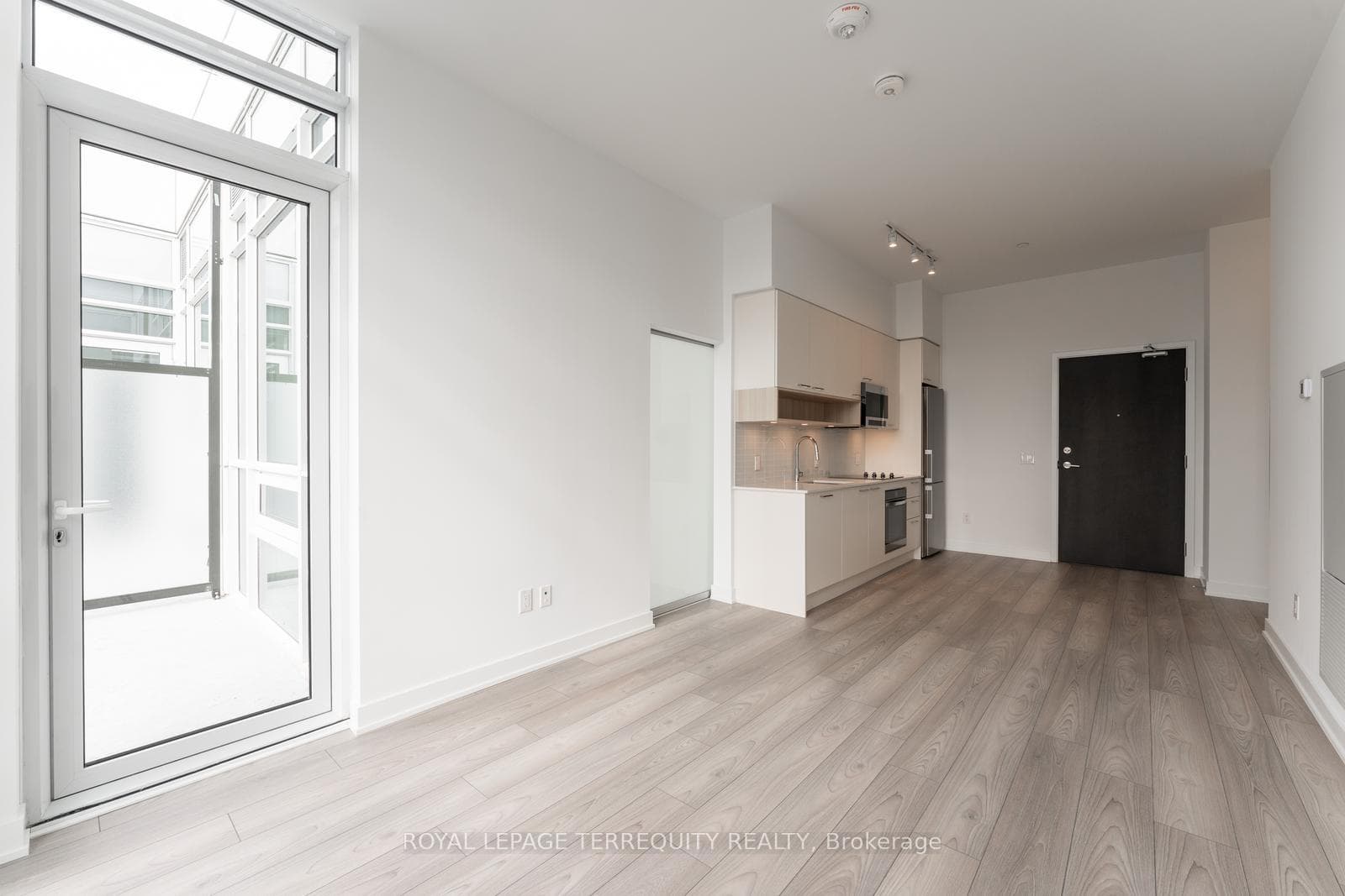3005 Pine Glen Road Unit PH 802 photo 9