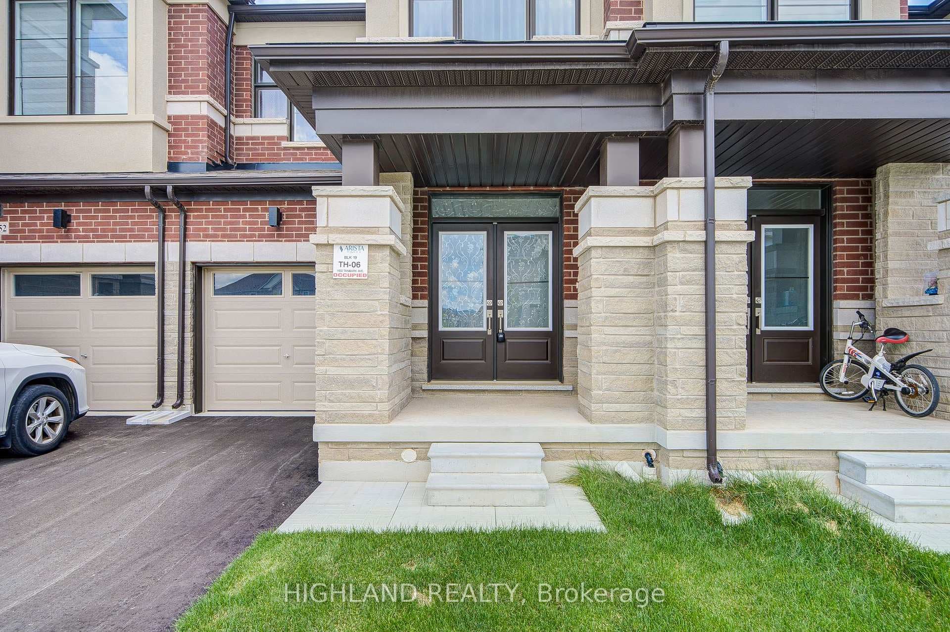 1150 Tanbark Avenue photo 2