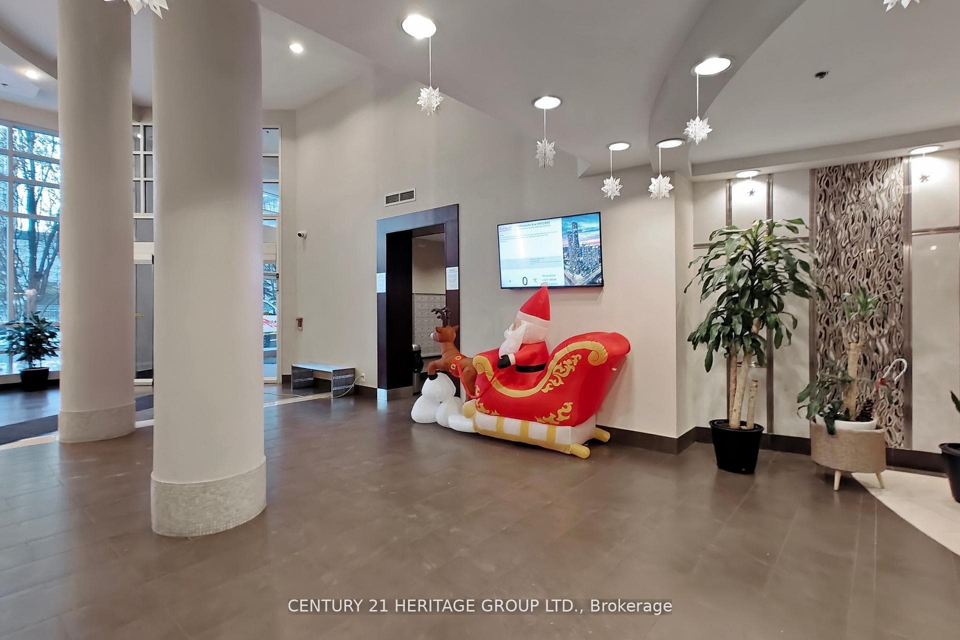 70 Absolute Avenue Unit 2410 photo 8