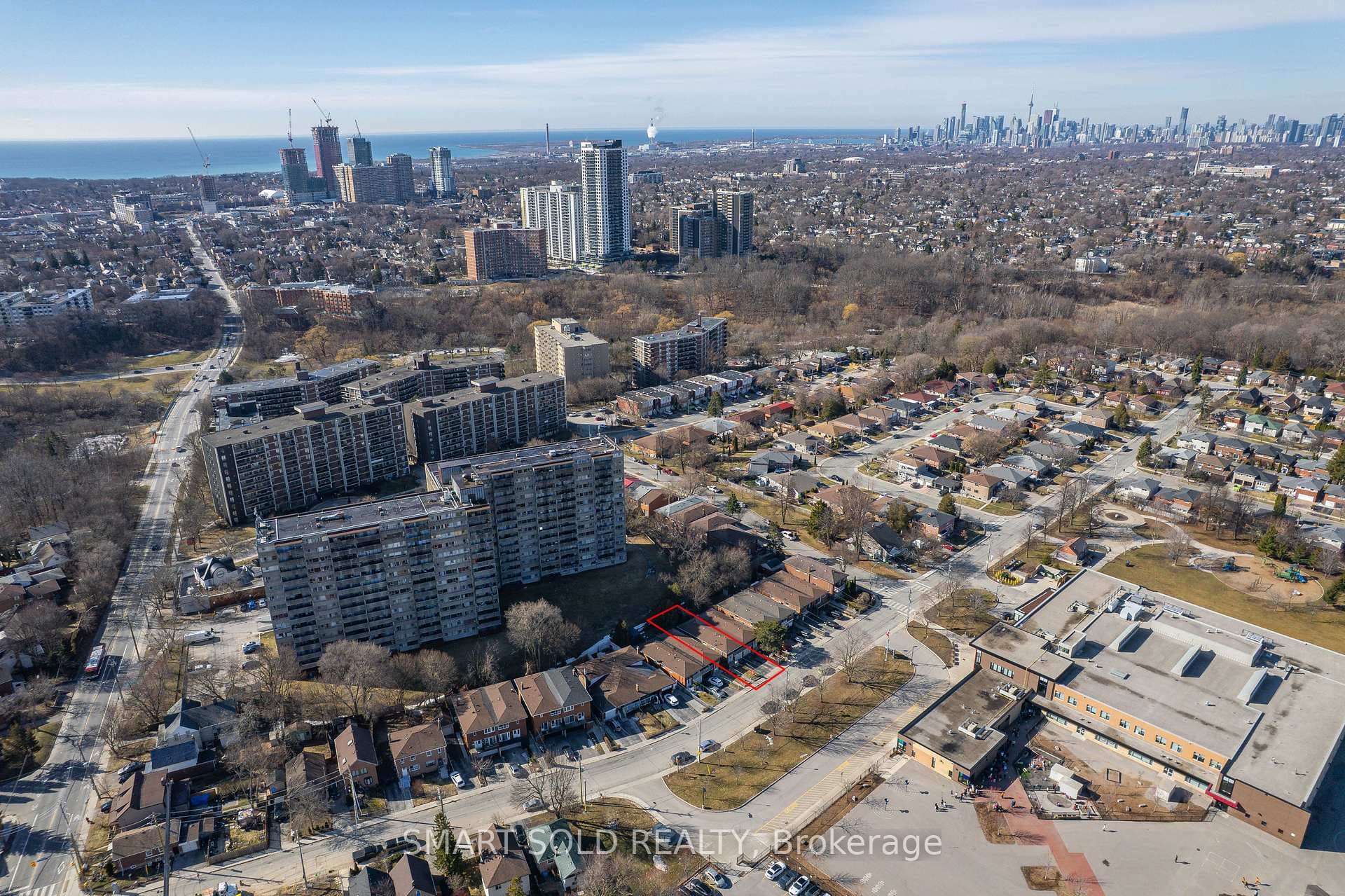 59 Chapman Avenue photo 50