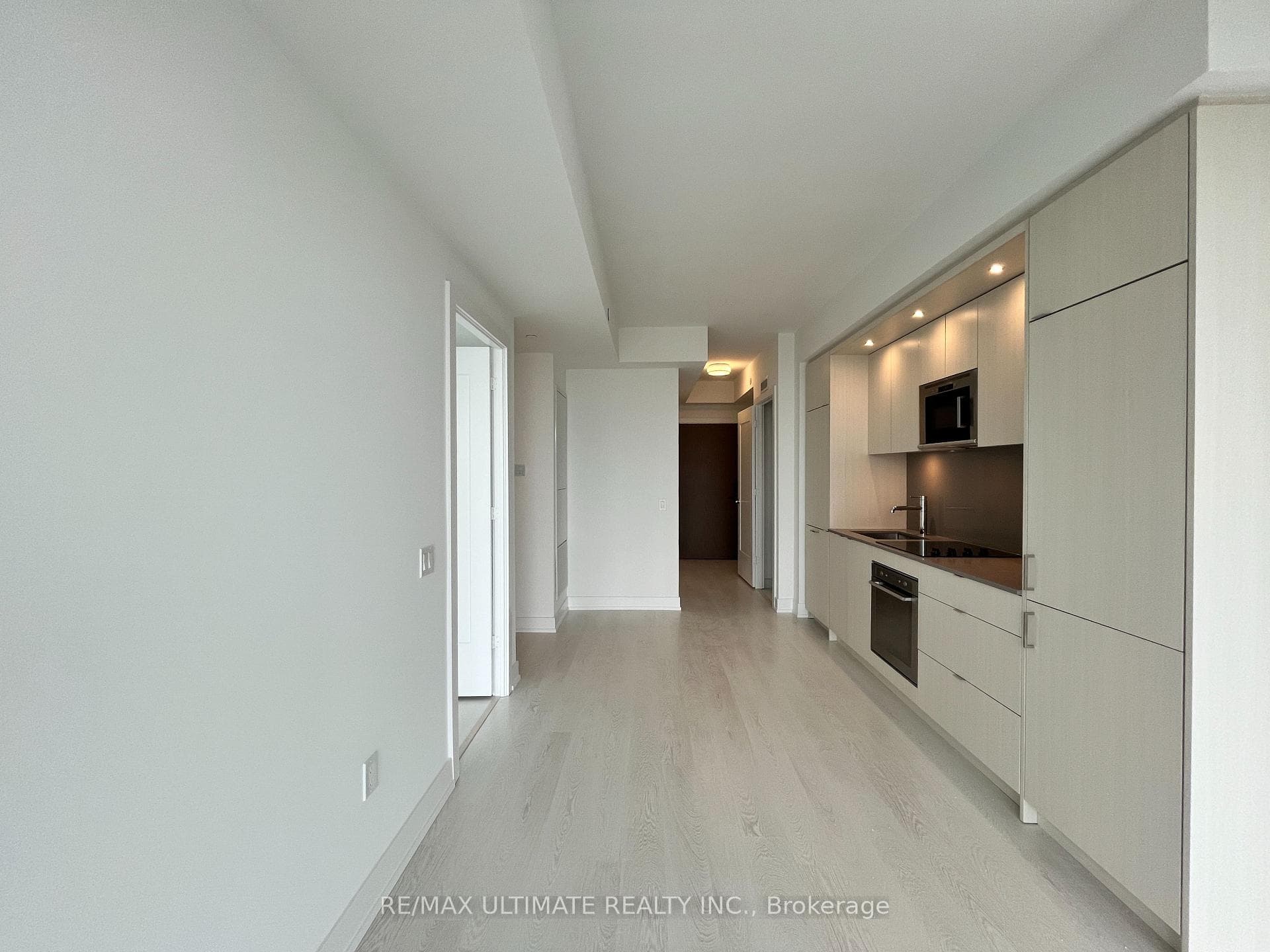 30 Inn On The Park Drive Unit 3106 photo 13