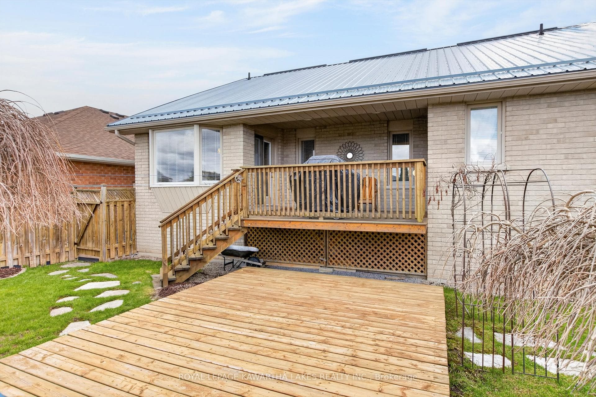 376 Wallace Drive photo 35