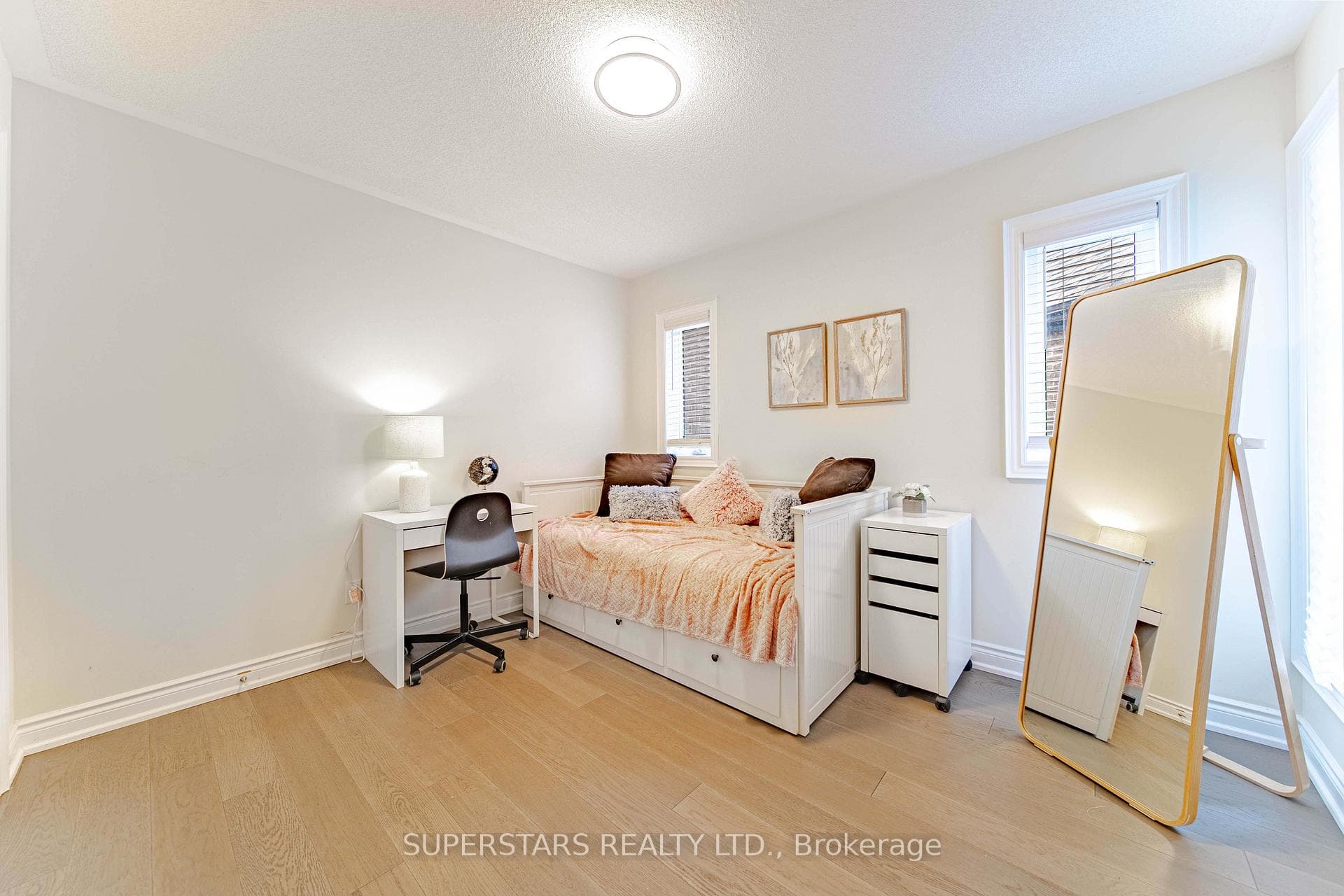 58 Velia Court photo 32