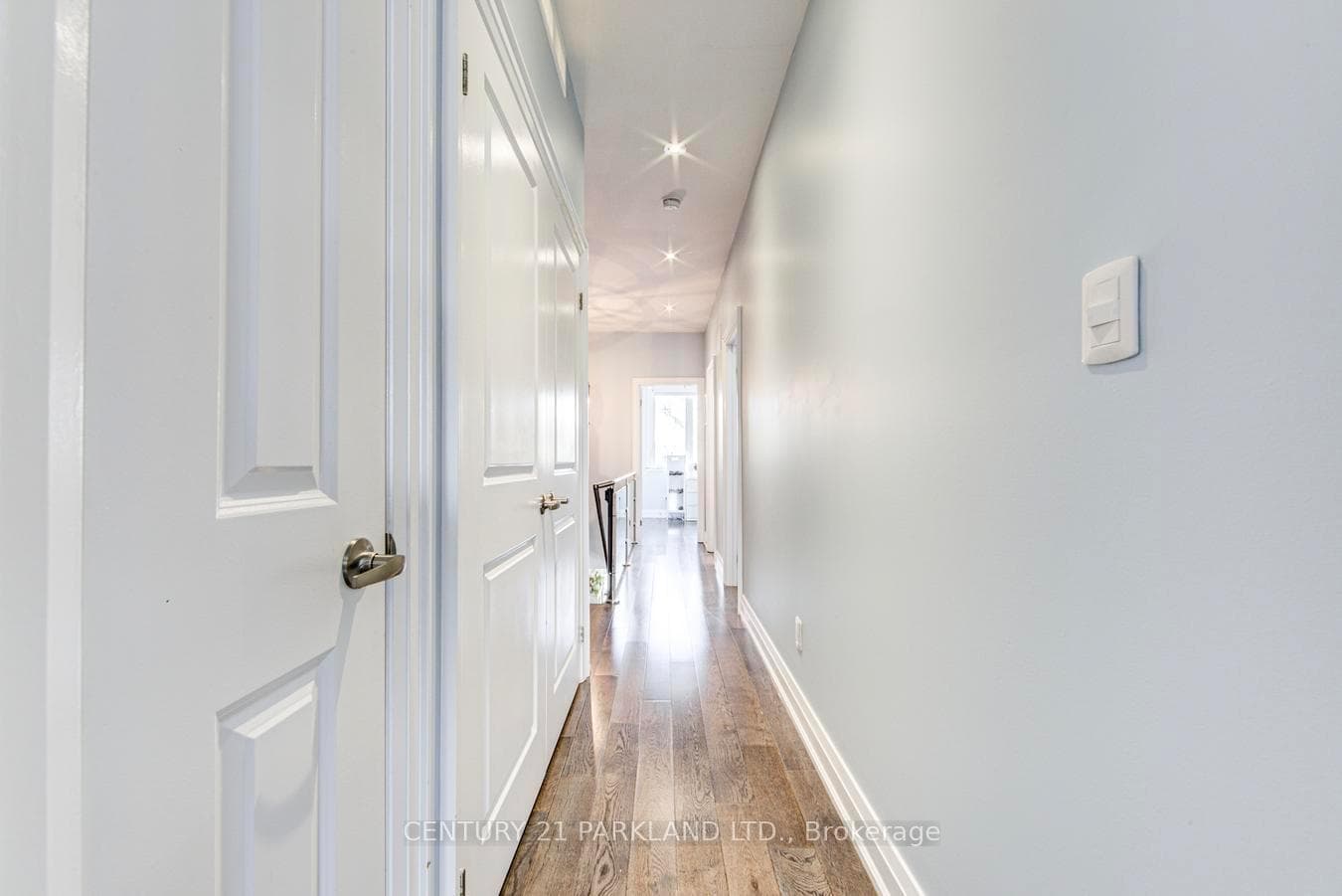 118 Glebemount Avenue photo 28