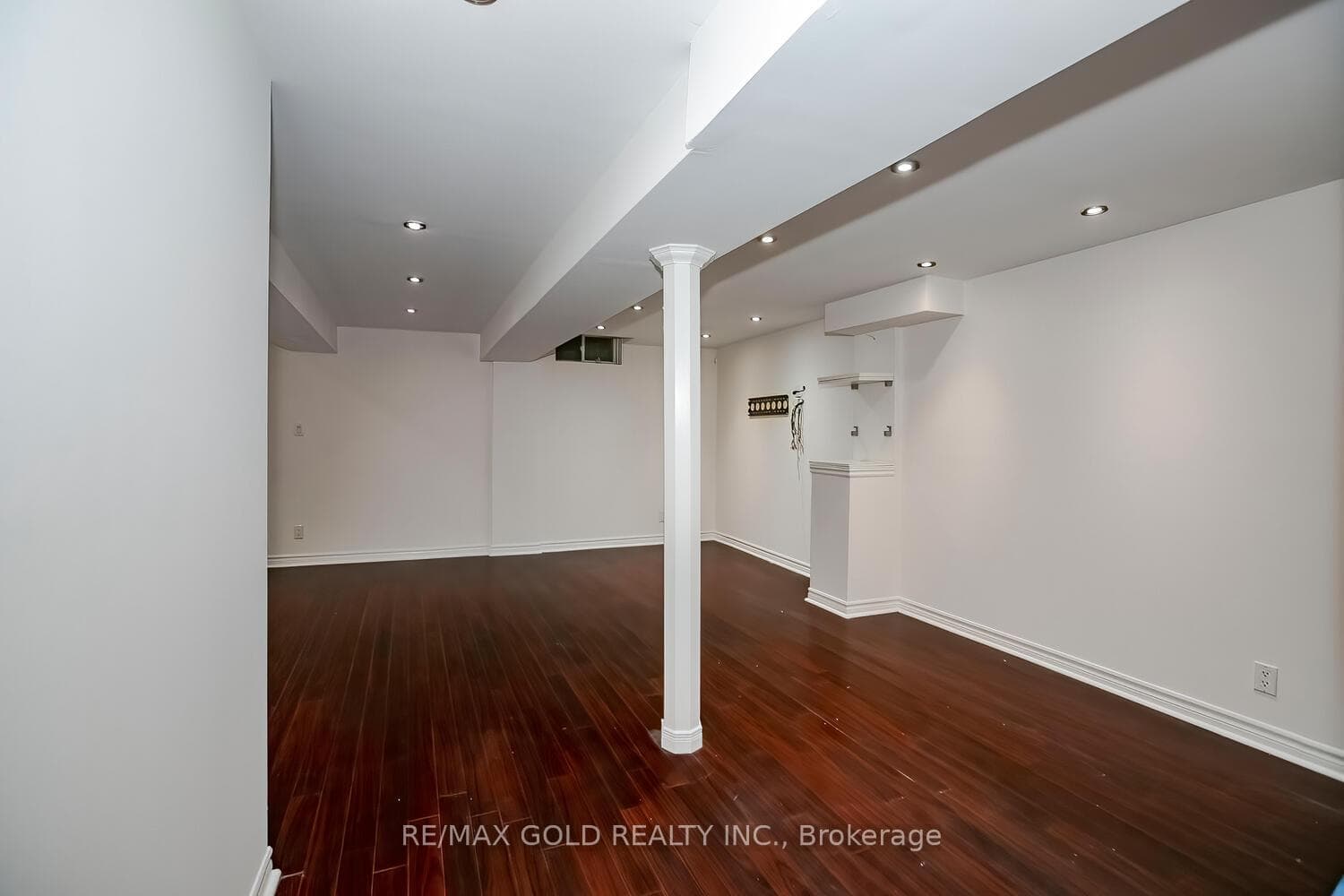 24 Plum Hollow Court photo 27