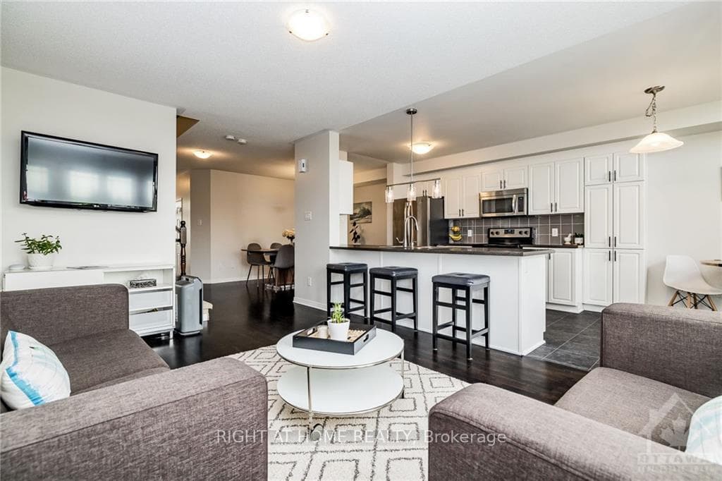 1449 CARRONBRIDGE Circle photo 6