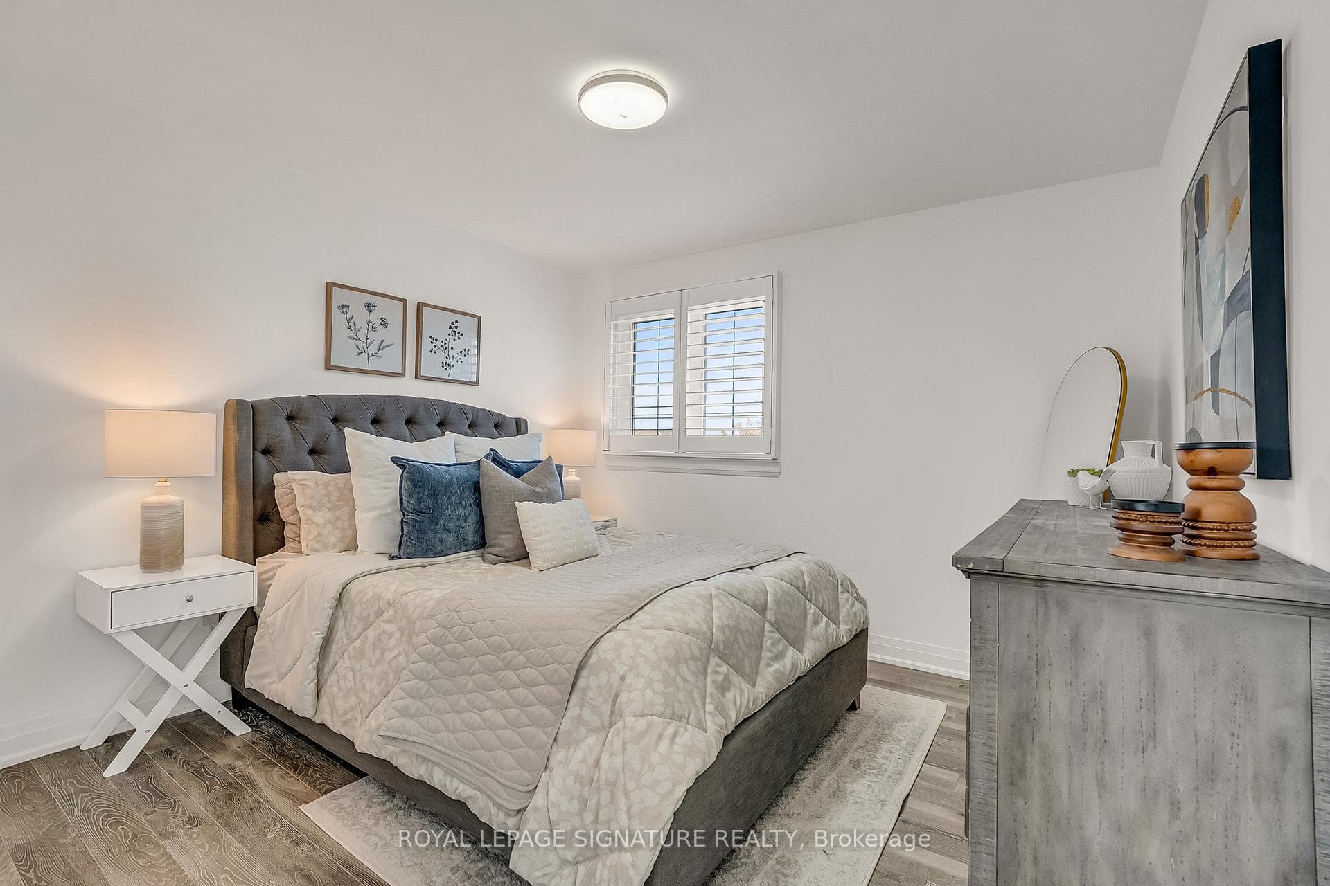 70 Clovelly Avenue photo 14