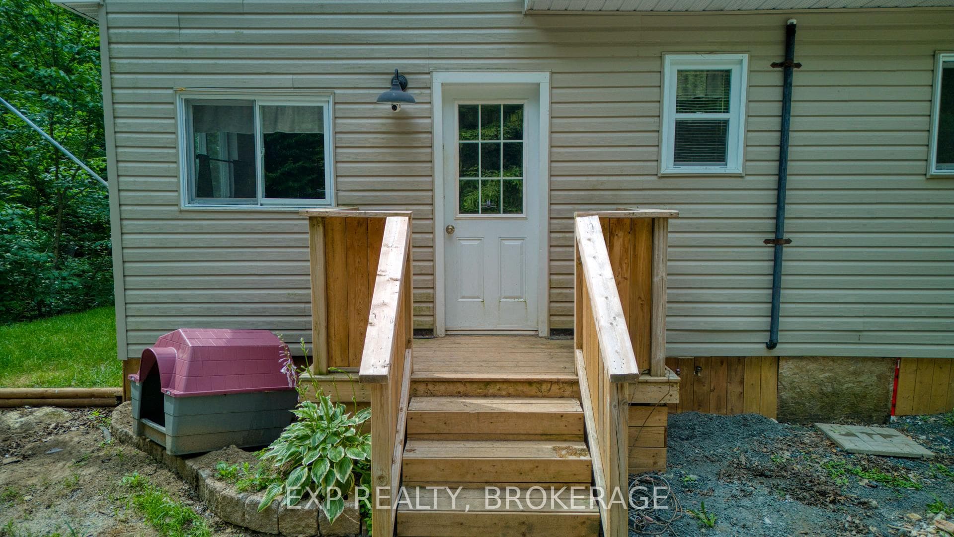 1427 LEWIS Road photo 3