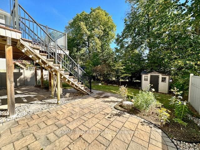 625 New Liskeard Crescent photo 39