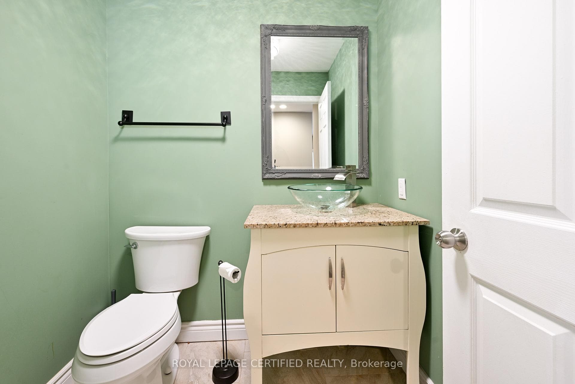 141 Olive Street photo 20