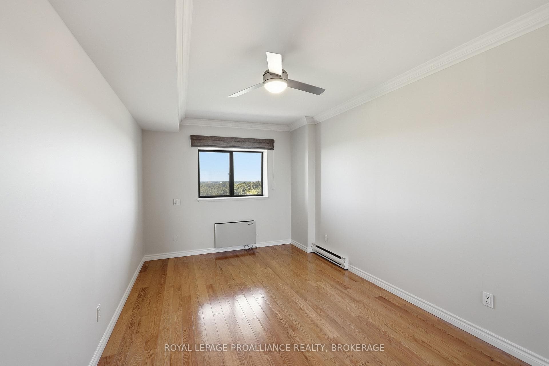 1000 King Street Unit 1302 photo 32