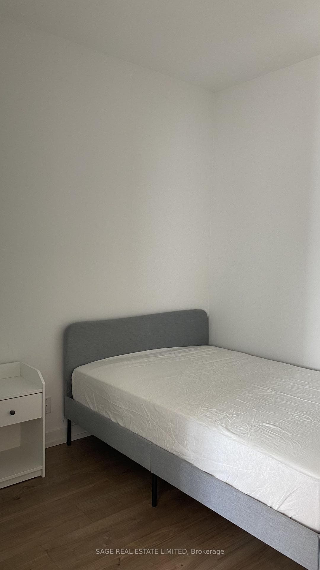203 College Street Unit 1709 photo 6