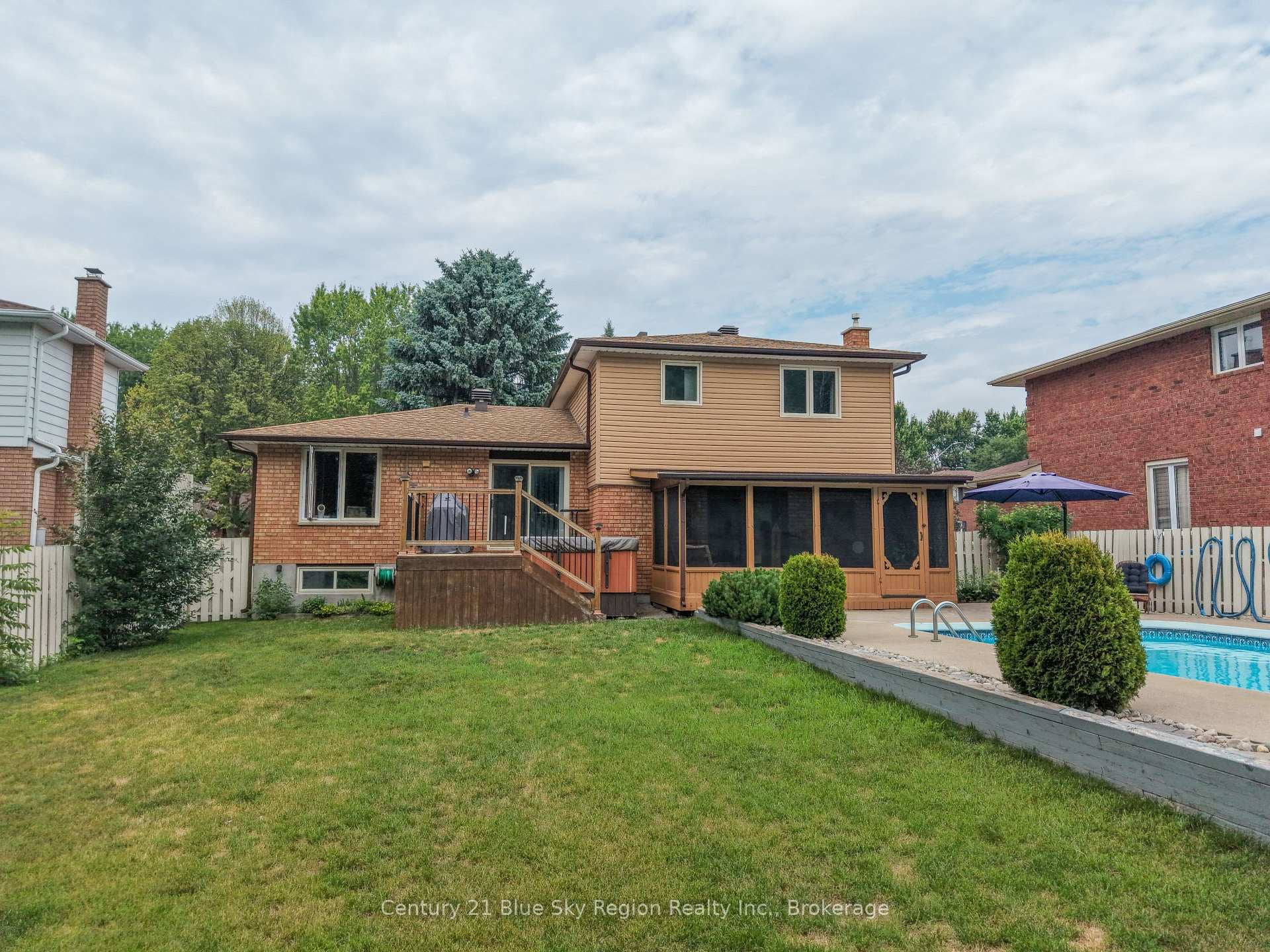87 Labreche Drive photo 43