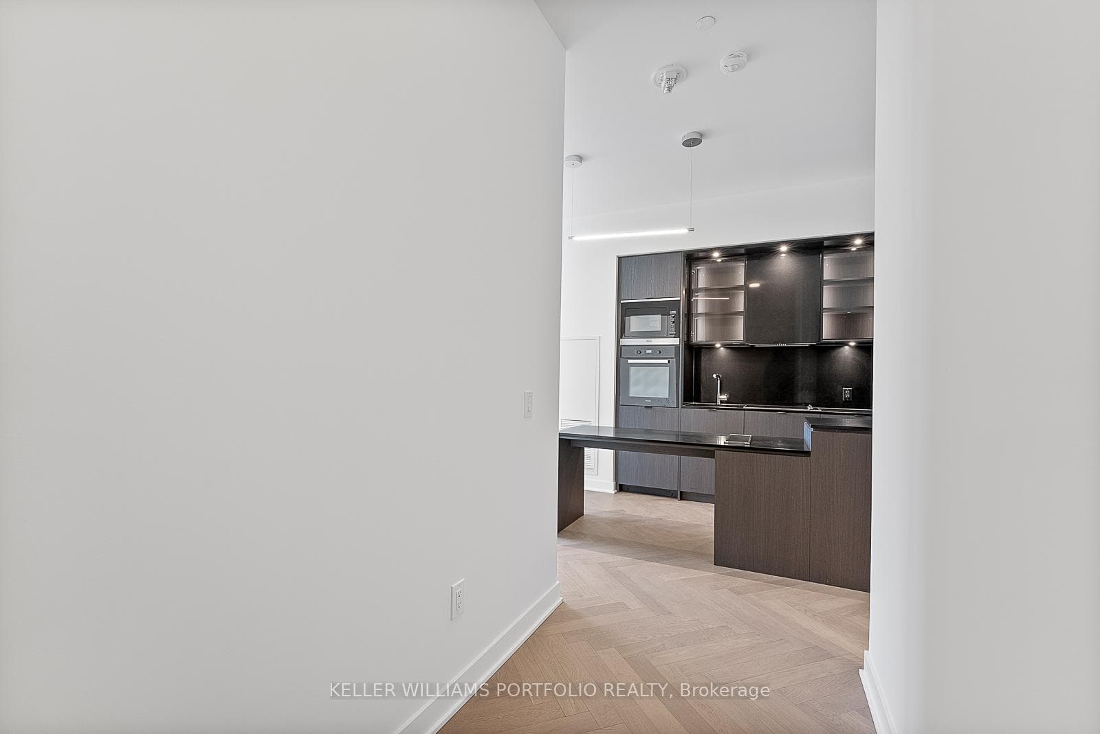 11 Yorkville Avenue Unit 2907 photo 17