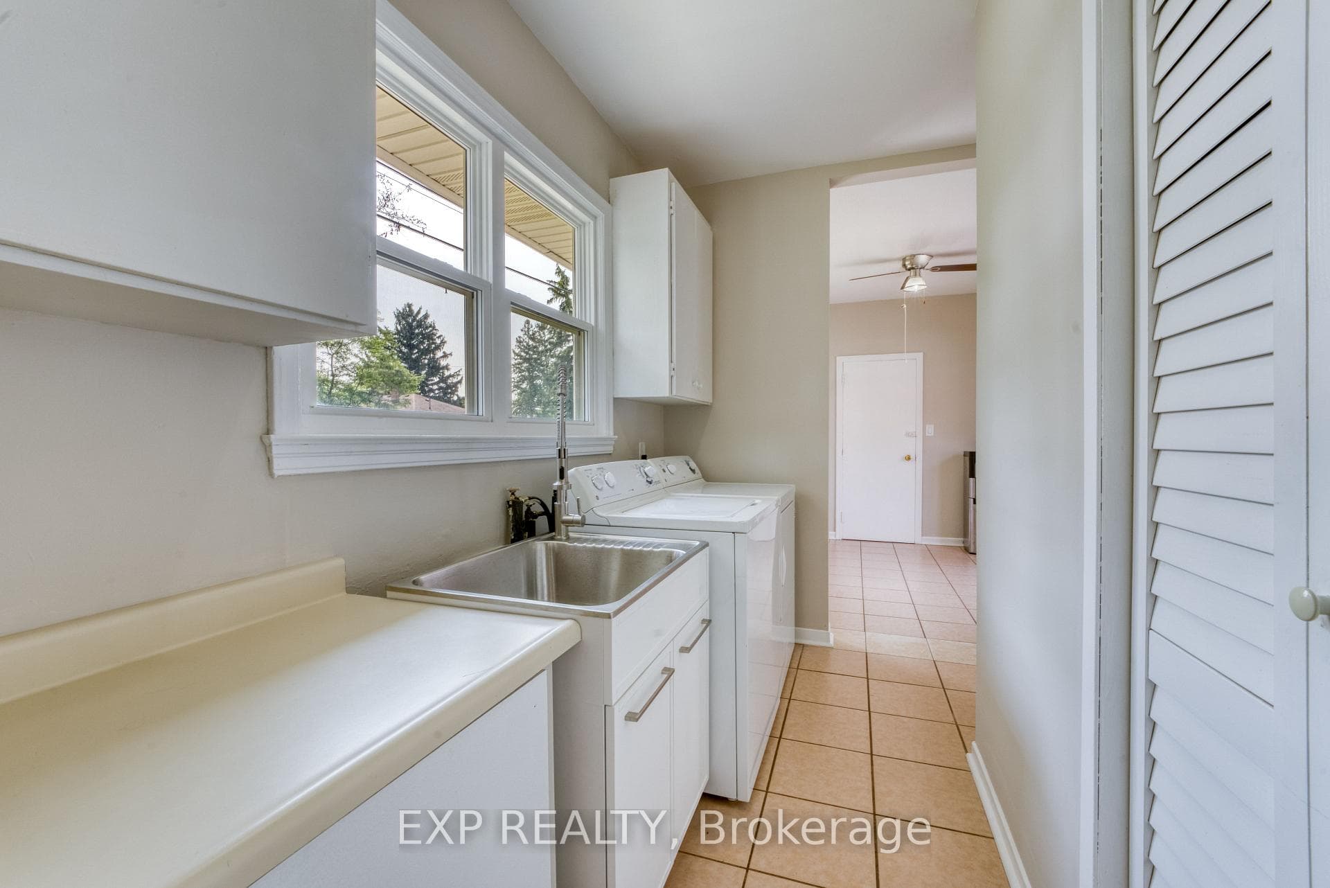 791 Scofield Avenue photo 20