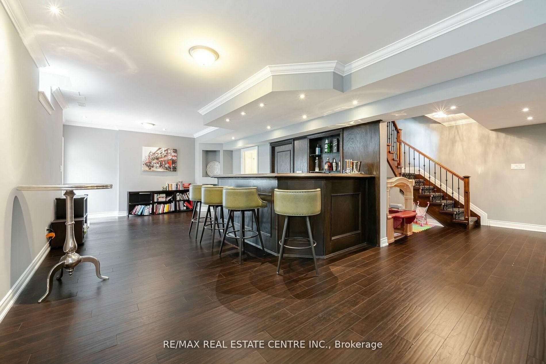 1040 Kent Avenue photo 31