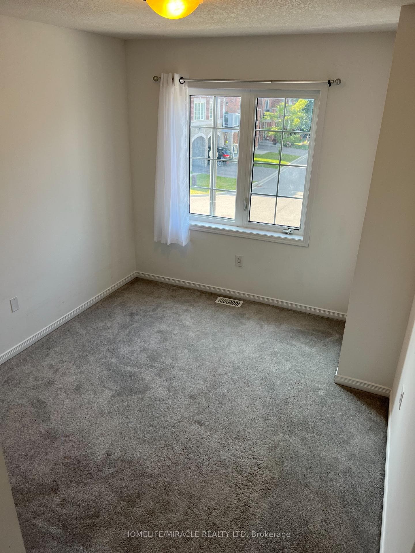 150 Golden Springs Drive Unit Upper photo 18