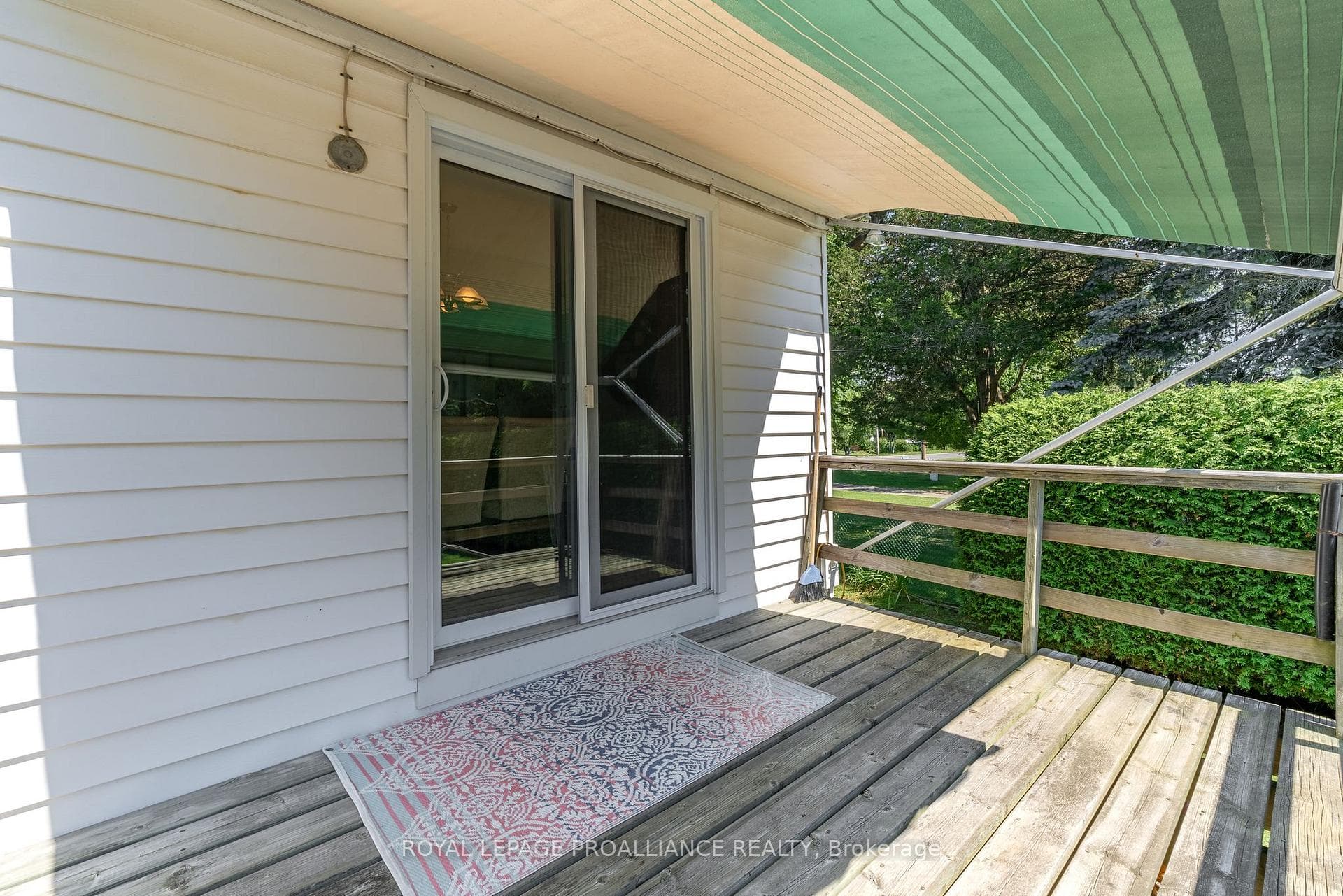 112 Ontario Street photo 28